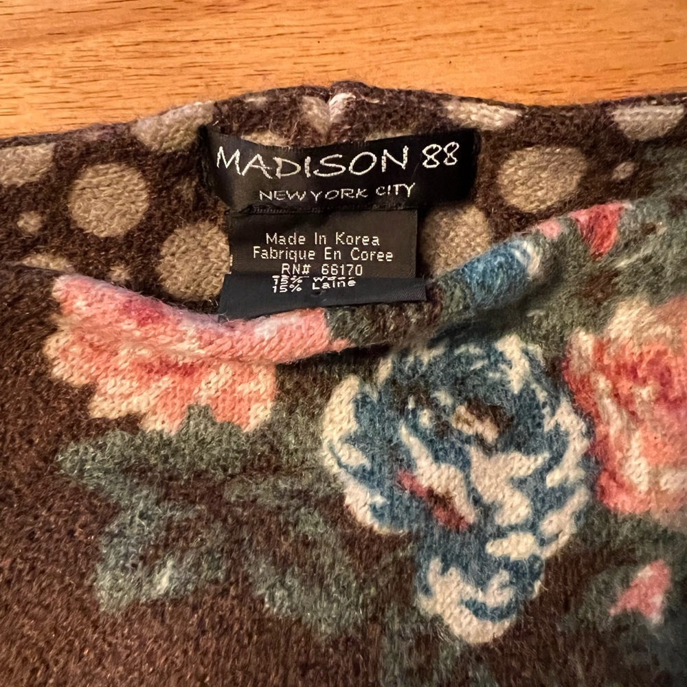 Anthropologie Madison 88 Floral Snood, EUC